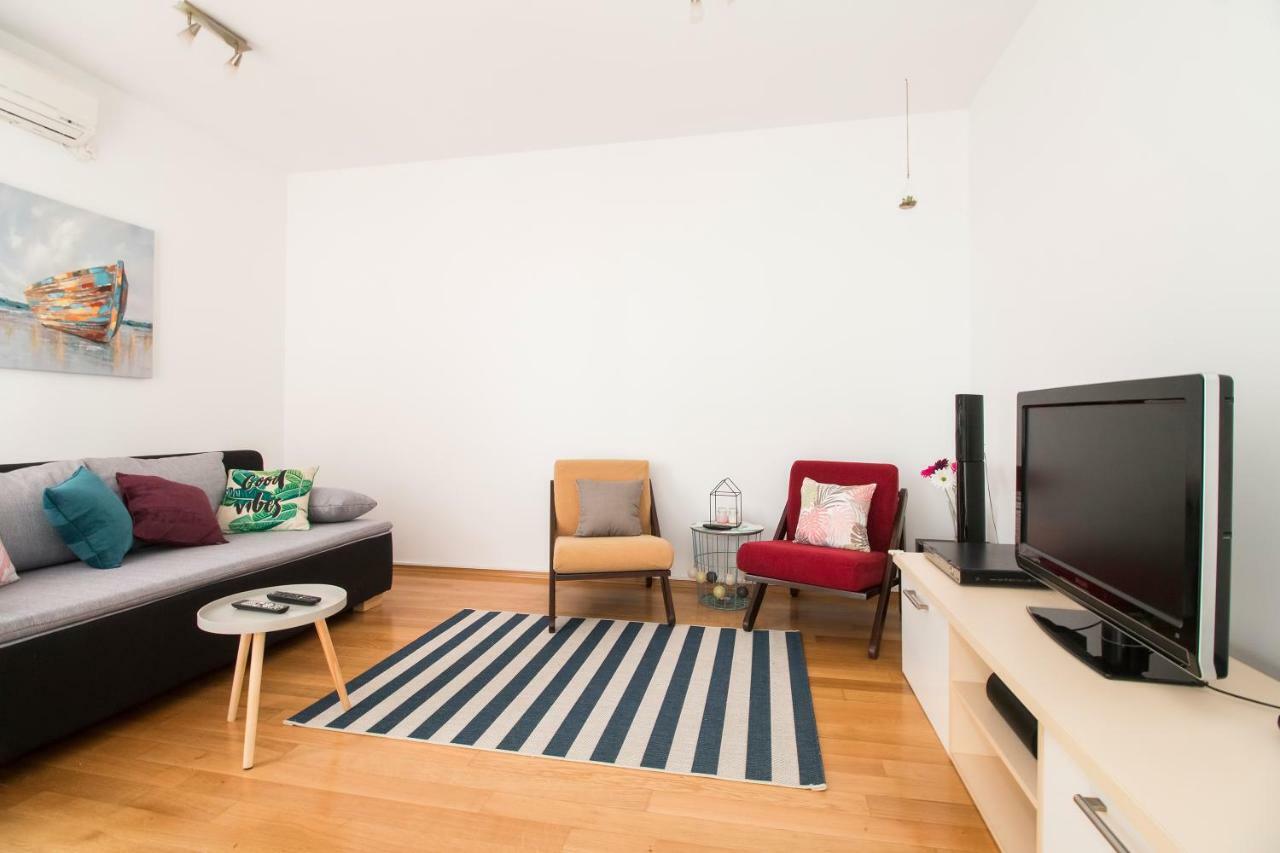 Bm Apartment 扎达尔 外观 照片